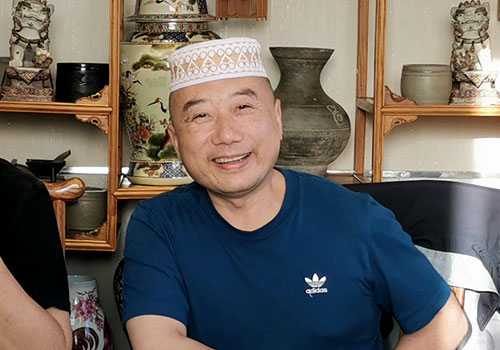 冯勇：走在古都回坊的街道上