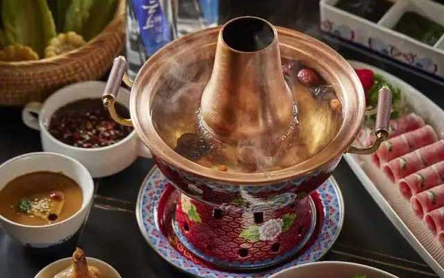瑞珍厚恢复清真传统菜，多家老字号下功夫呈现消失的名菜..